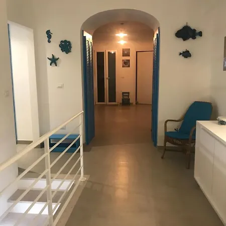 Mucurune * Castro (Lecce)