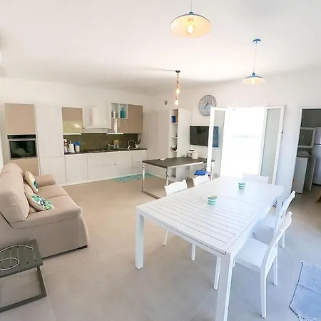 Mucurune * Castro (Lecce)